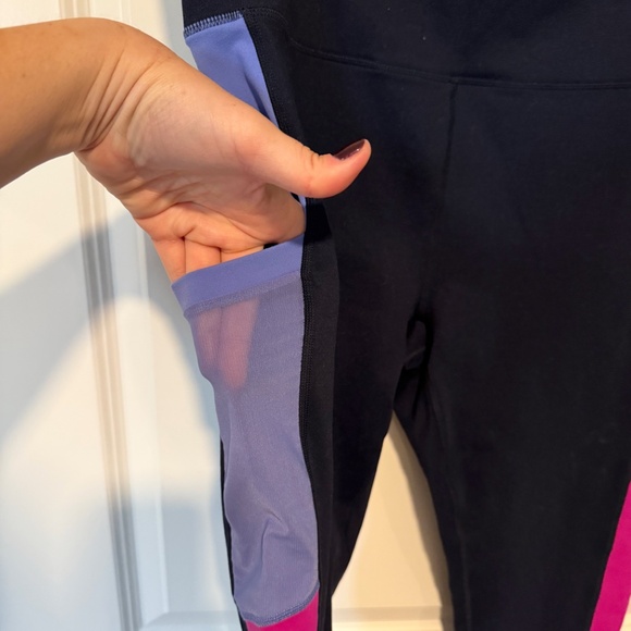 On-The-Go PowerHold® High-Waisted Leggings Size: XXL-1X / Regular -Navy - Picture 5 of 6